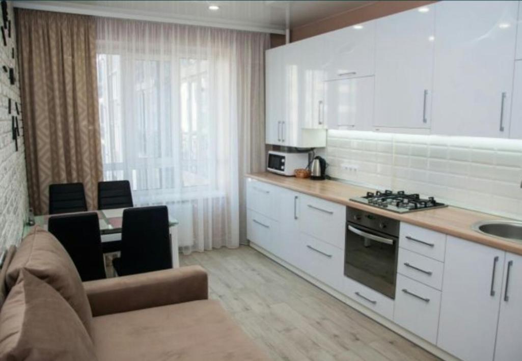 Vip Apartments Lutsʼk Εξωτερικό φωτογραφία